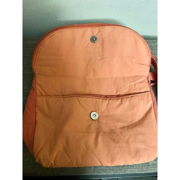 Women’s Hurley Horizon Canyon Clay Fold Over  Crossbody Bag - Picture 3 of 8